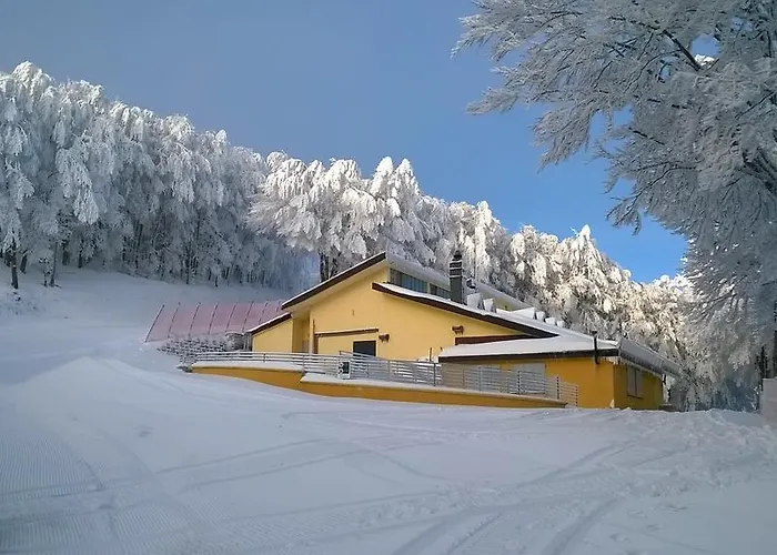 Monte Catria Cotaline 1400 Guest house